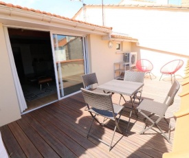 1 Bedroom in rue d'Antibes 5 mins from the Croisette