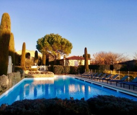 Bastidon à Gordes avec piscine