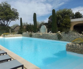 BASTIDON DE CHARME