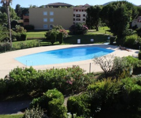 Appartement Cavalaire-sur-Mer, 3 pièces, 6 personnes - FR-1-100-240