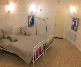 Art Apartment in the historical centre of Grasse, perfume capital of the world