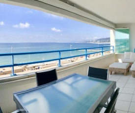 1 Bdr with Large Sea Front Terrace & Garage