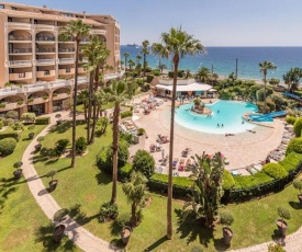DORMIR A CANNES PIERRE ET VACANCES PISCINES A 50m DE LA PLAGE