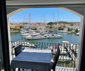 Appartement comptemporain vue mer