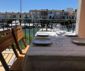 Charmant Studio 2/4 pers à Port Grimaud