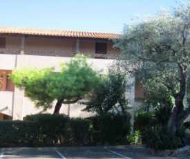 Appartement d'une chambre a Saint Cyr sur Mer avec jardin clos a 300 m de la plage