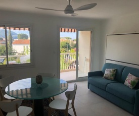 Appartement bord de mer avec terrasse