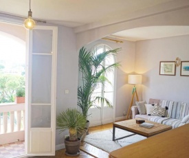 BEAUTIFUL apartment near the SEA
