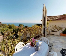 Appartement Menton, 1 pièce, 2 personnes - FR-1-196-166