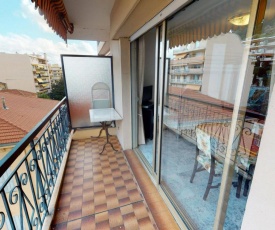 Appartement Menton, 1 pièce, 2 personnes - FR-1-196-212