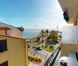 Appartement Menton, 1 pièce, 3 personnes - FR-1-196-214
