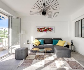 Centre-ville – Appartement (A/C) 6 personnes – 5 minutes plages et gare by Weekome