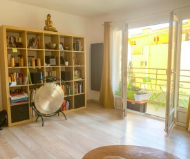Charmant 2 pièces avec parking centre ANTIBES à 150 mètres de la mer