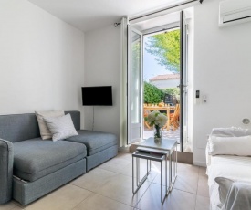 GuestReady - Superb 2BR Central Apt with Private Patio