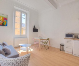 Cosy apartment Vieil Antibes