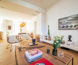 GuestReady - Superb renovated apartment with terrace and parking