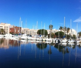 Appartement Hyères, 1 pièce, 4 personnes - FR-1-335-72