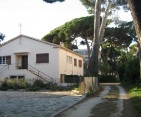 Appartement Hyères, 2 pièces, 4 personnes - FR-1-335-55
