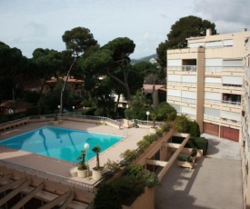 Appartement Hyères, 3 pièces, 4 personnes - FR-1-335-90