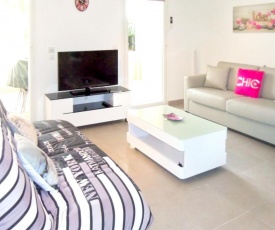 Appartement d'une chambre a Saint Raphael avec piscine partagee et terrasse amenagee