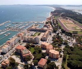 Port De Hyères L'Étoile de Mer