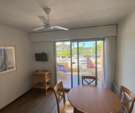 Agréable studio sur le port de Hyeres