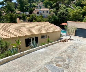 Appartement d'une chambre a Hyeres avec piscine privee jardin clos et WiFi a 800 m de la plage