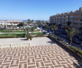 Appartement moderne, vue sur le port !!