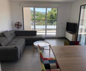 Appartement T3 neuf Sur les toits avec terrasse