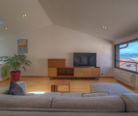 IMMOGROOM - Wonderful duplex - Sea view - AC- Le SUQUET- CONGRESSBEACHES