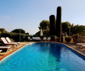 Provencal 7-Bedroom Villa in Antibes Juan Les Pins