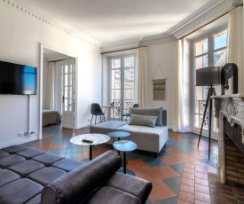 La Guitare 33 - Nice and spacious 1BR apartment in center of Cannes, right behind Grand Hotel