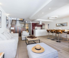 Large & very central 4 Bdr apartment