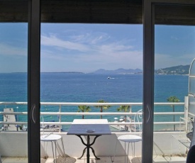 Apartment Juan les Pins with Sea View 08