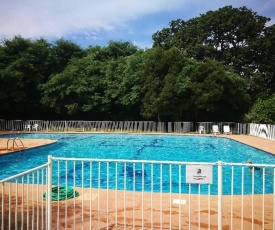 Appartement sousplex résidence Saint-Tropez, piscine