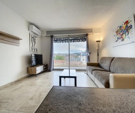 Le Patricia / MAN2406/2P