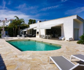 Magnificent contemporary villa panoramic sea view