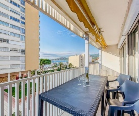 Charming apartment close to the sea