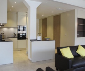 Modern Three Bedroom on rue Mace, minutes from the beach