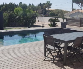 House with SWIMMING POOL 2km from the BEACH