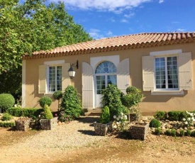 Maison de 4 chambres a Arles avec jardin amenage et WiFi