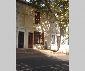 maison de ville à deux pas du centre ville