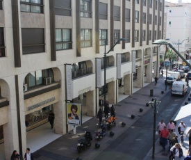 Nice Booking Cannes - rue d'Antibes 2