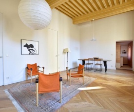 St Honoré - Appart dans un bel hôtel particulier