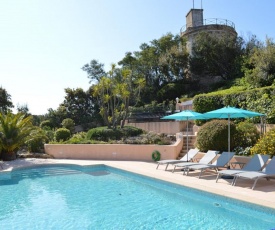Bright Villa in Sainte-Maxime with Private Pool