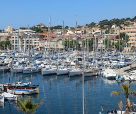 LA CIOTAT - Magnifique Appartement climatisé sur le Port