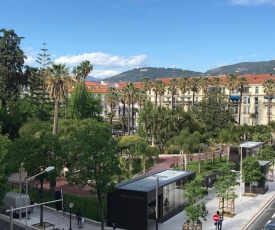 Appartement au centre-ville avec vue charmante