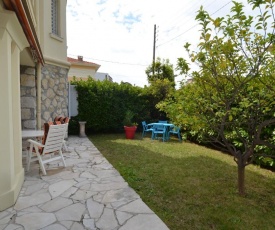Appartement d'époque avec jardin et parking 4 personnes Le Port de Nice