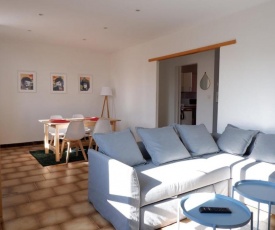 Bel appartement lumineux à proximité des remparts