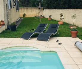Charming house in Avignon with swimming pool